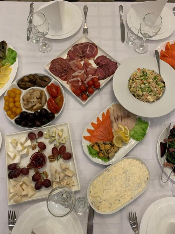 Yunist Hotell Ivano-Frankivsk Eksteriør bilde