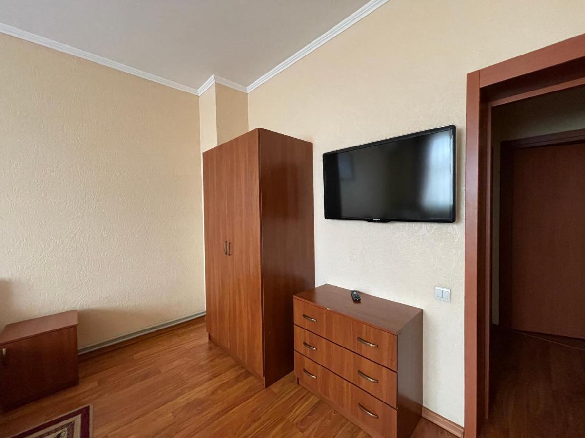 Yunist Hotell Ivano-Frankivsk Eksteriør bilde